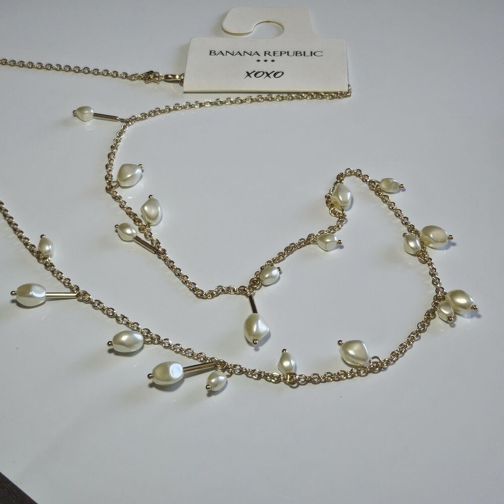 *Sale* Banana Republic Gold Tone Faux Pearl Dangling Necklace 34" Nwt